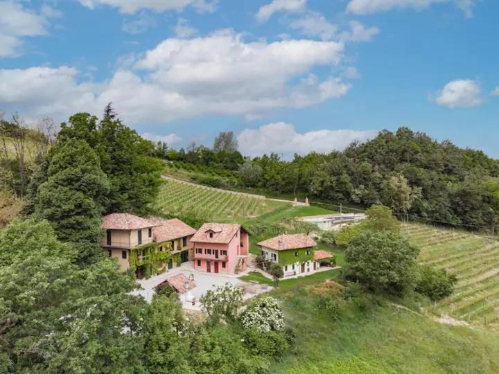 Tenuta Miranda Cassinasco Buitenkant foto